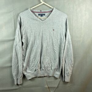 Tommy Hilfiger V-Neck Sweater Men's Size L/G Gray Long Sleeves Pullover